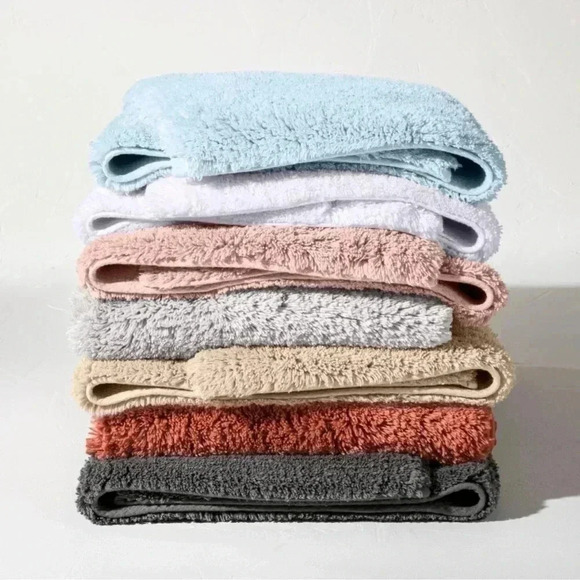 NWT CASALUNA DARK CLAY ULTRA SOFT BATH RUG - Picture 4 of 4